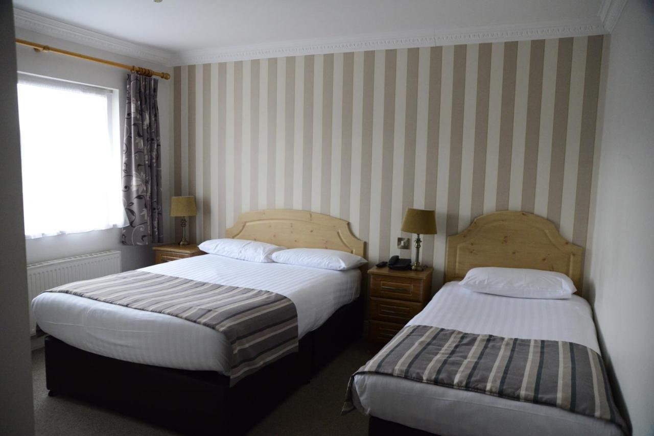 Hibernian Hotel & Leisure Centre Мэллов Экстерьер фото